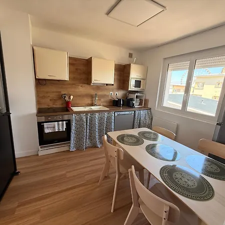 Spacieux Renove, Vue - 2 Apartment